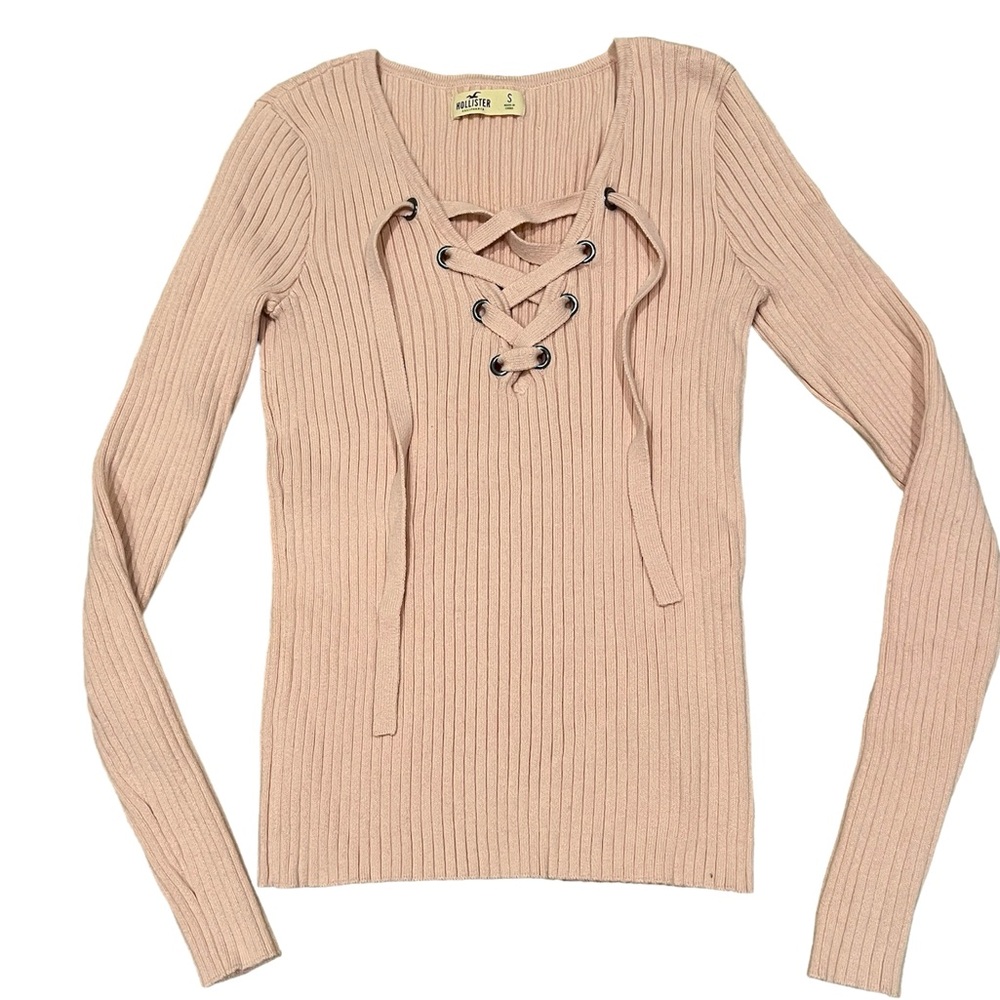 Hollister Knit Sweater. Size Small with Front Lace Up. Long sleeve in light Pink